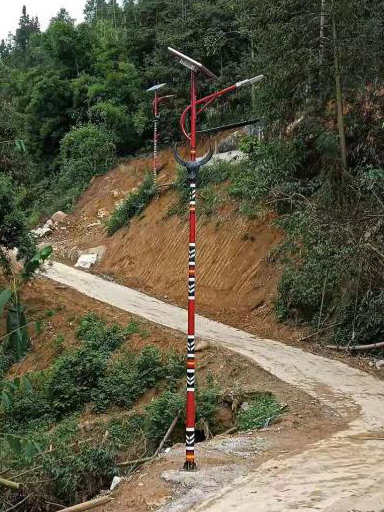 云南丽江太阳能特色路灯工程案例