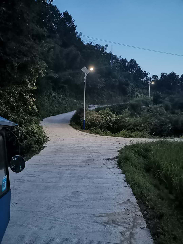 广西太阳能路灯_太阳能路灯_农村太阳能路灯