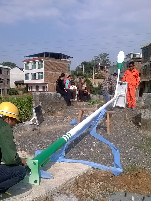 湖南省衡阳市祁东县黄土坡镇三星村太阳能路灯工程案例